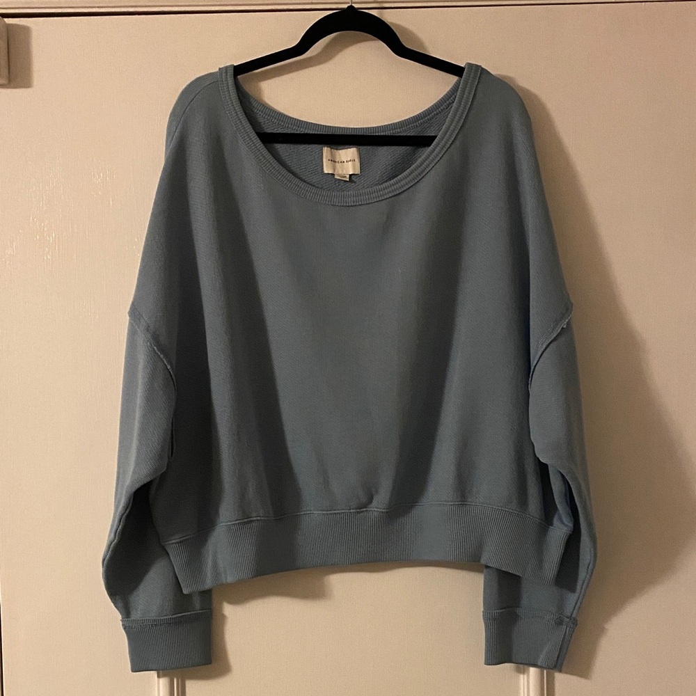 American Eagle Outfitters Light Blue sweatshirt to waist, comfy.